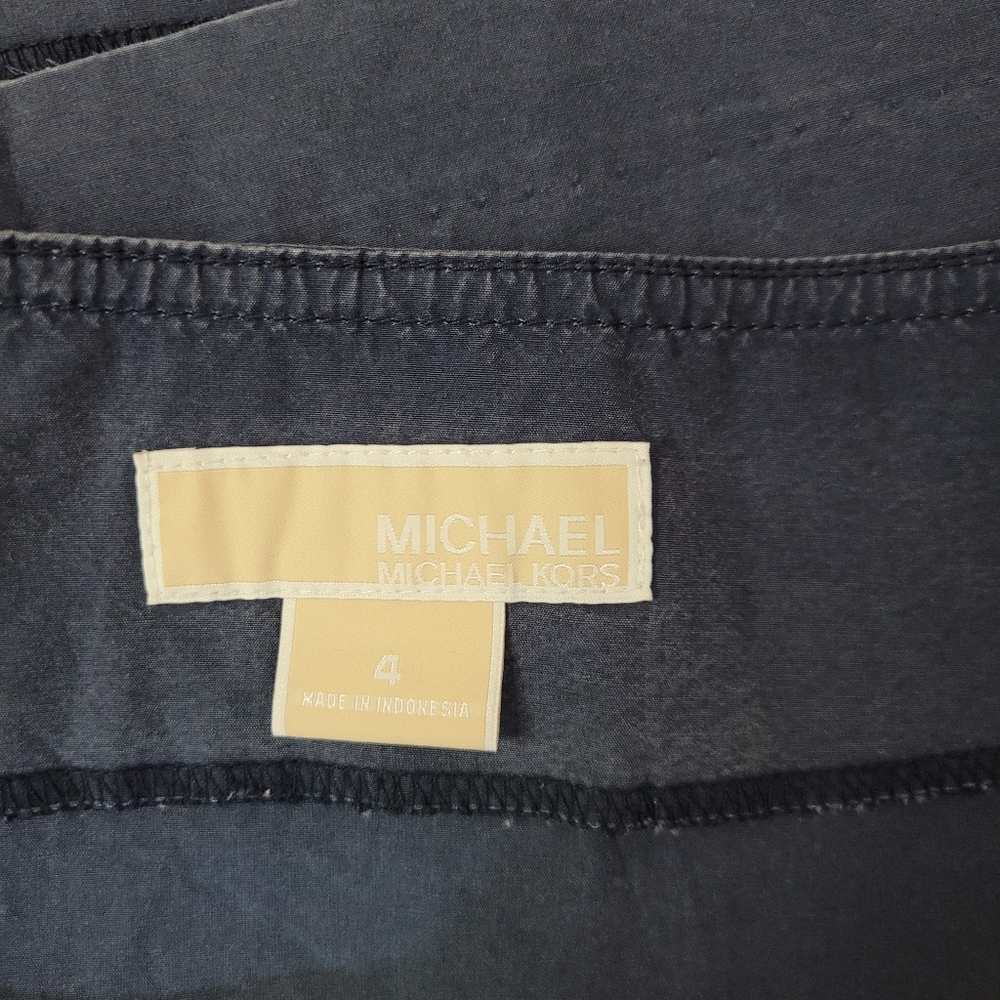 3/$10🖤 Michael Kors Mini Pencil Skirt - Picture 4 of 4